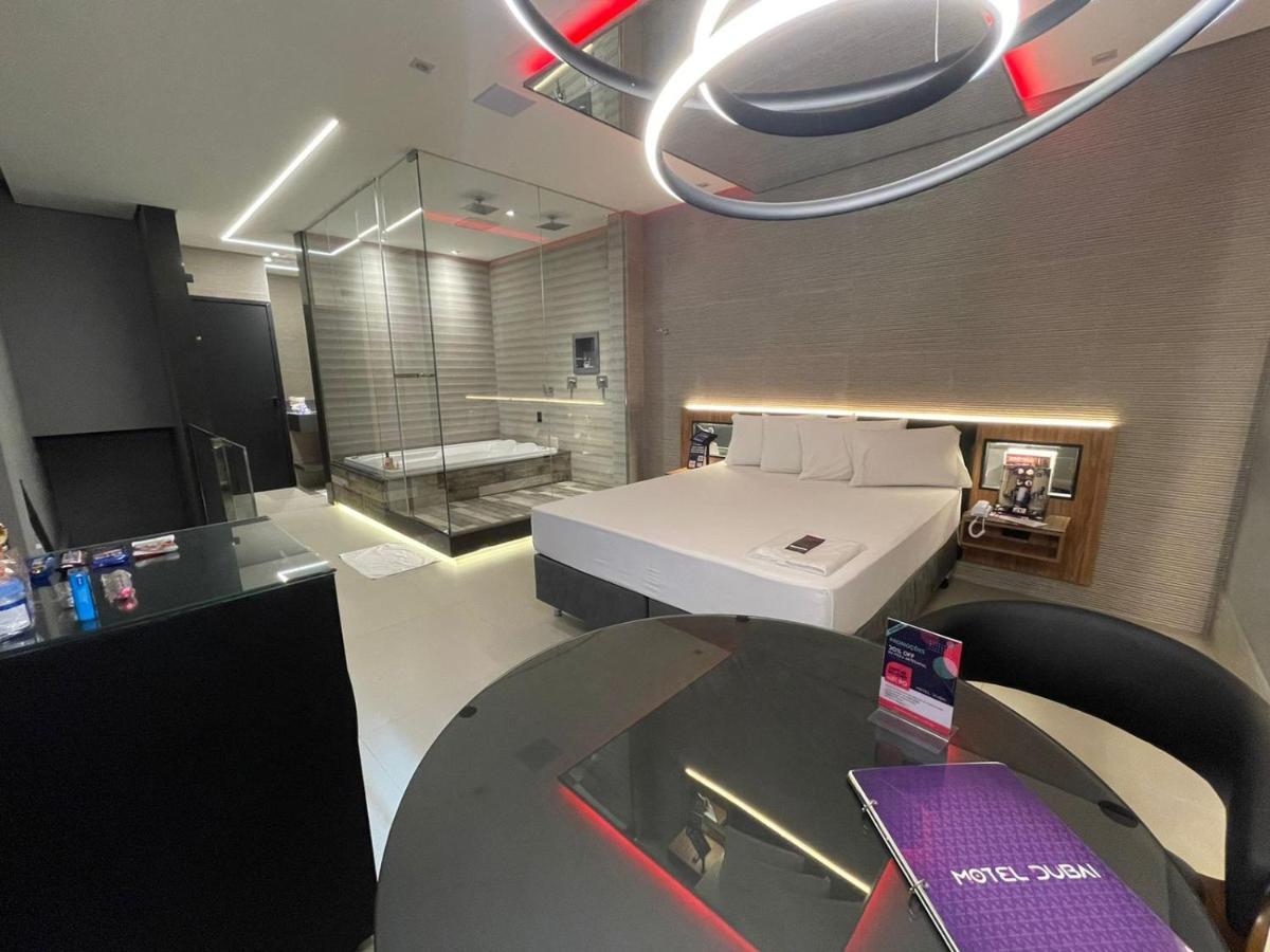 Motel Dubai Bh (Adults Only) Белу-Оризонті Екстер'єр фото