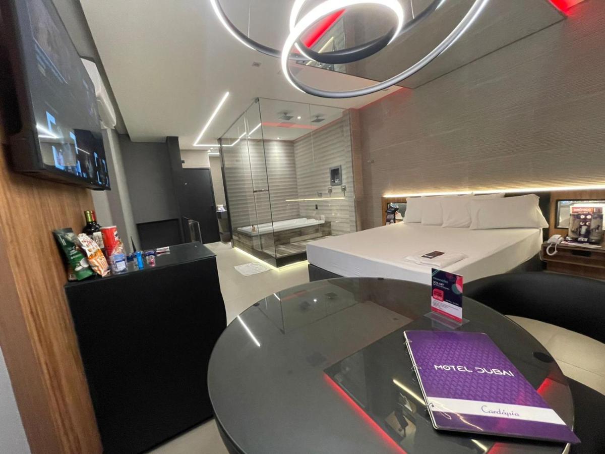 Motel Dubai Bh (Adults Only) Белу-Оризонті Екстер'єр фото