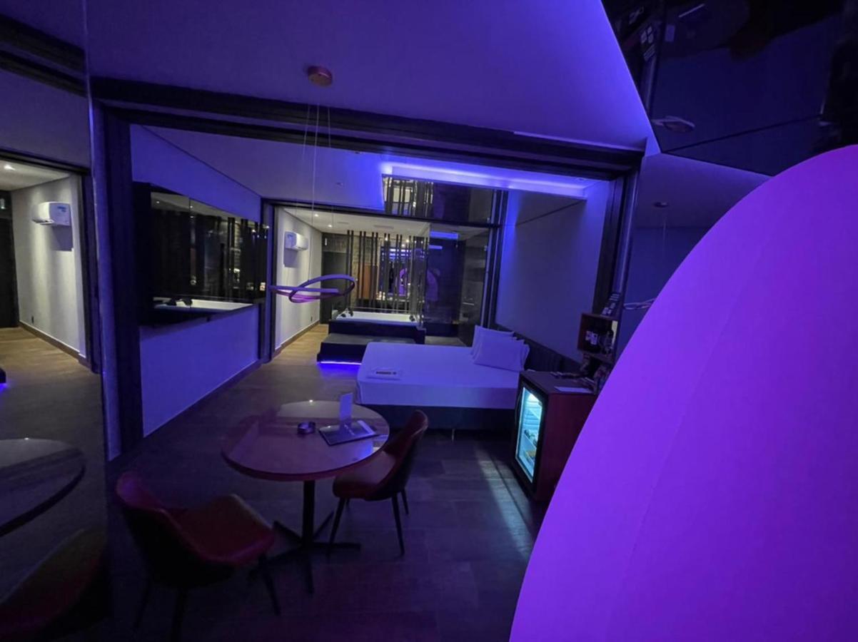 Motel Dubai Bh (Adults Only) Белу-Оризонті Екстер'єр фото